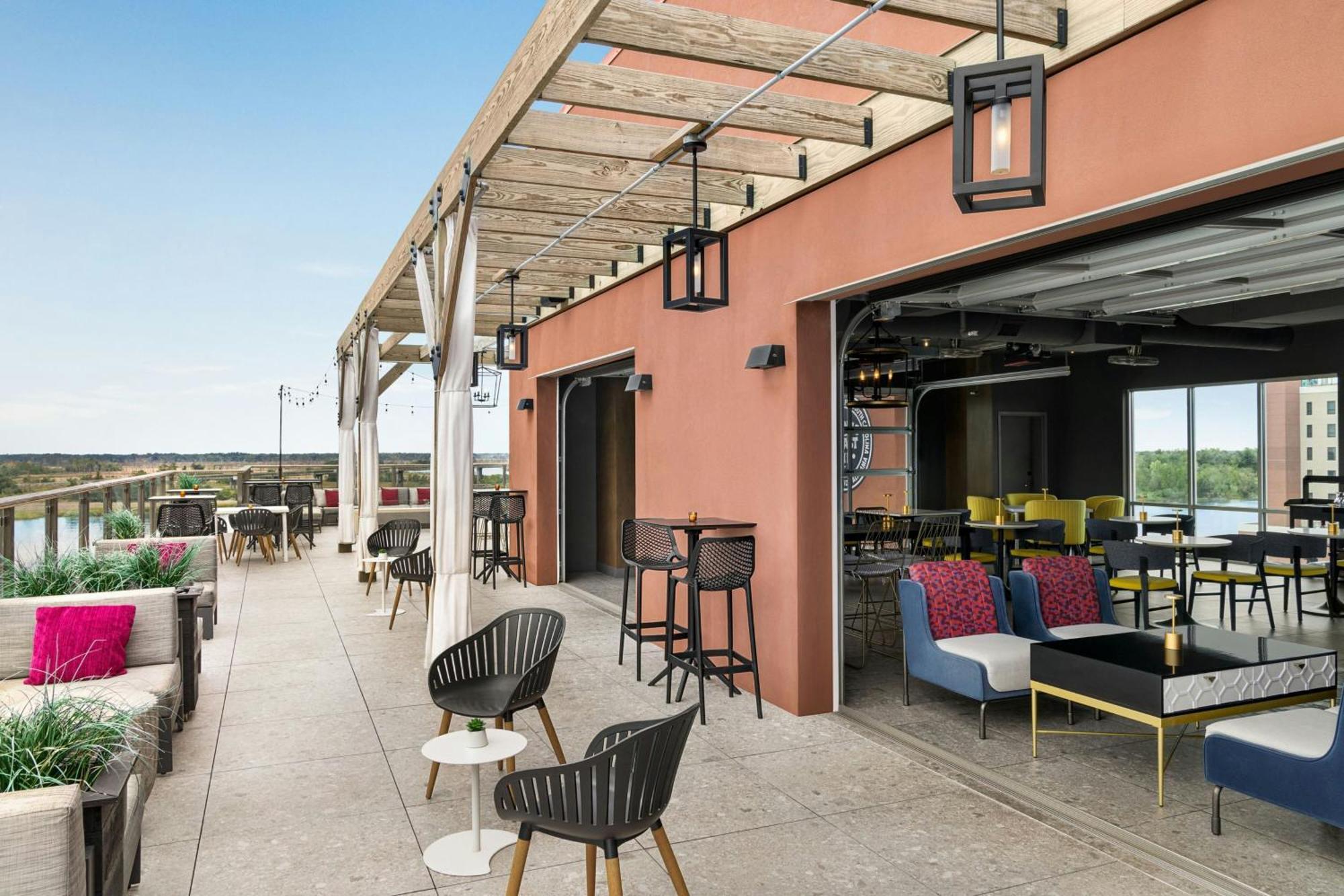 Aloft Wilmington At Coastline Center Hotel ภายนอก รูปภาพ