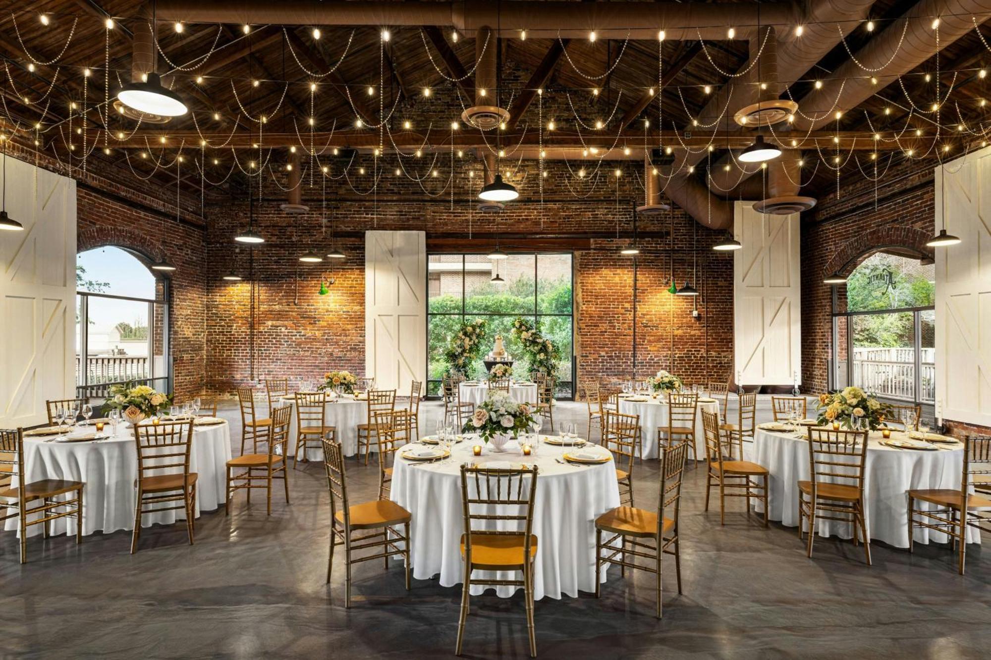 Aloft Wilmington At Coastline Center Hotel ภายนอก รูปภาพ