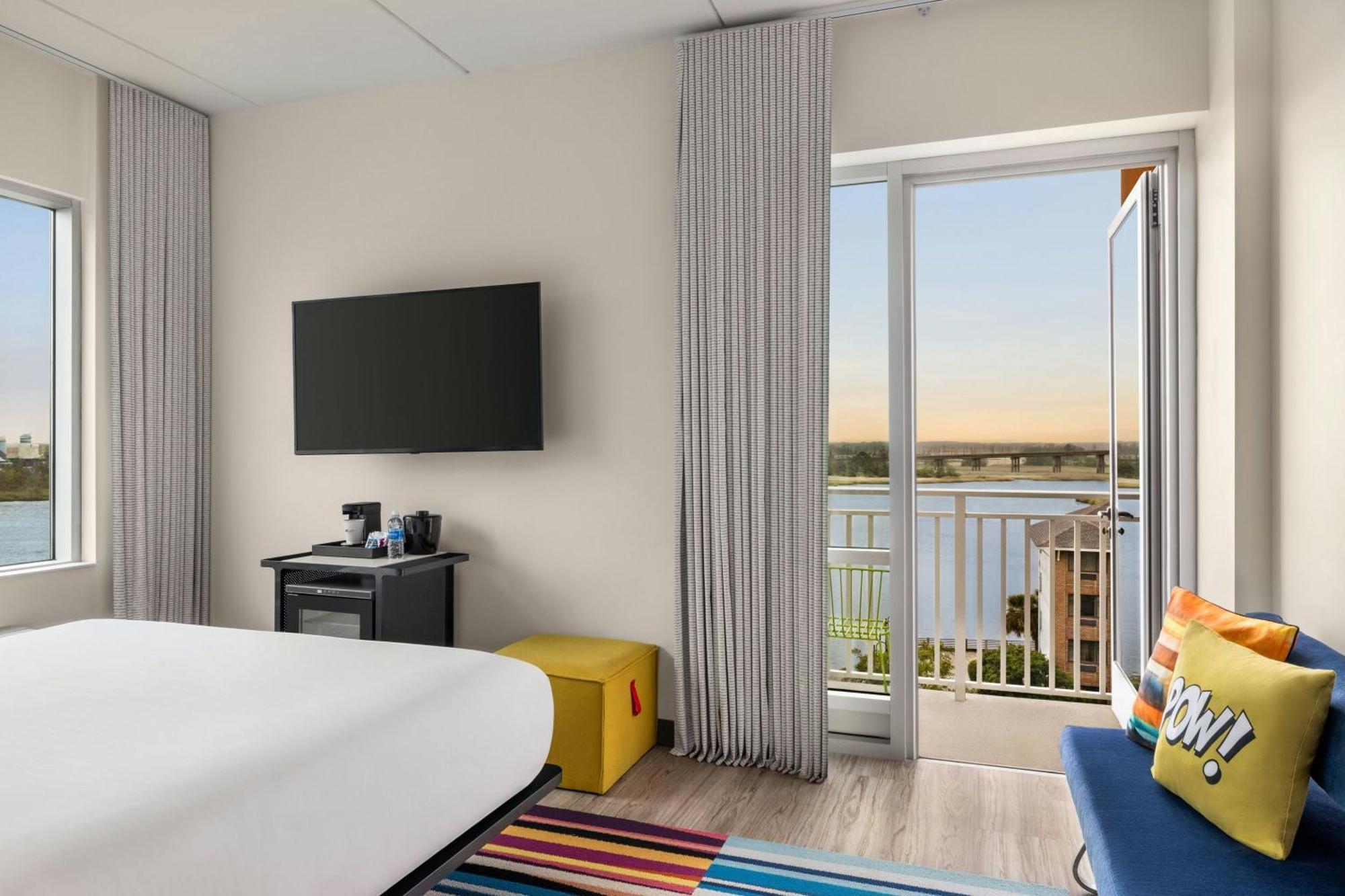 Aloft Wilmington At Coastline Center Hotel ภายนอก รูปภาพ